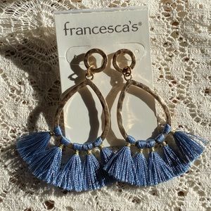 Francesca’s NWT Blue Teardrop Earrings 💎💫